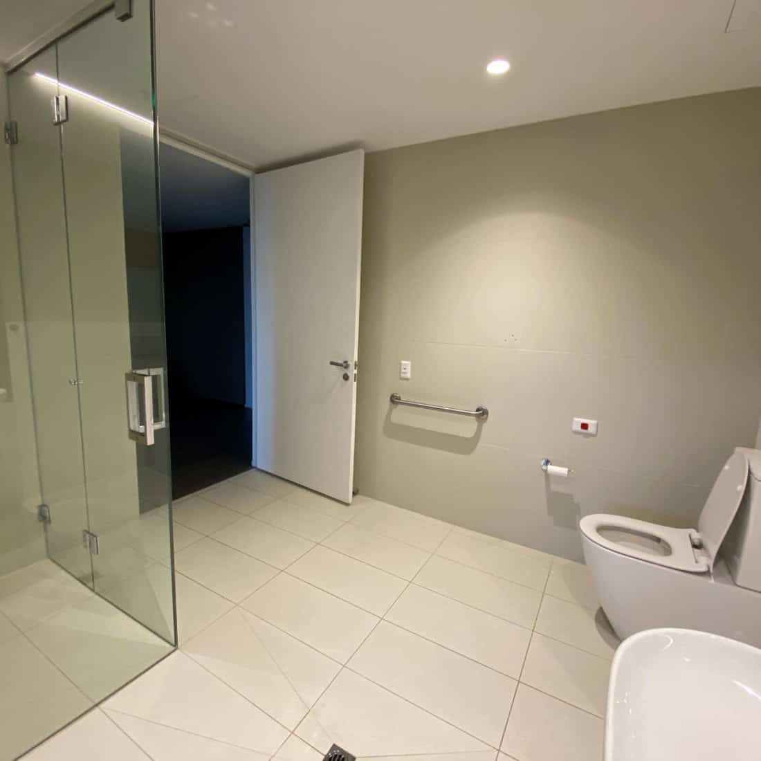 parkhouse bathroom 2