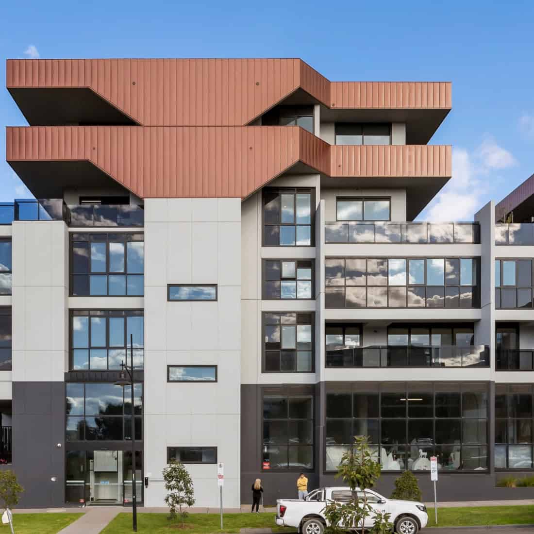 esen building 1