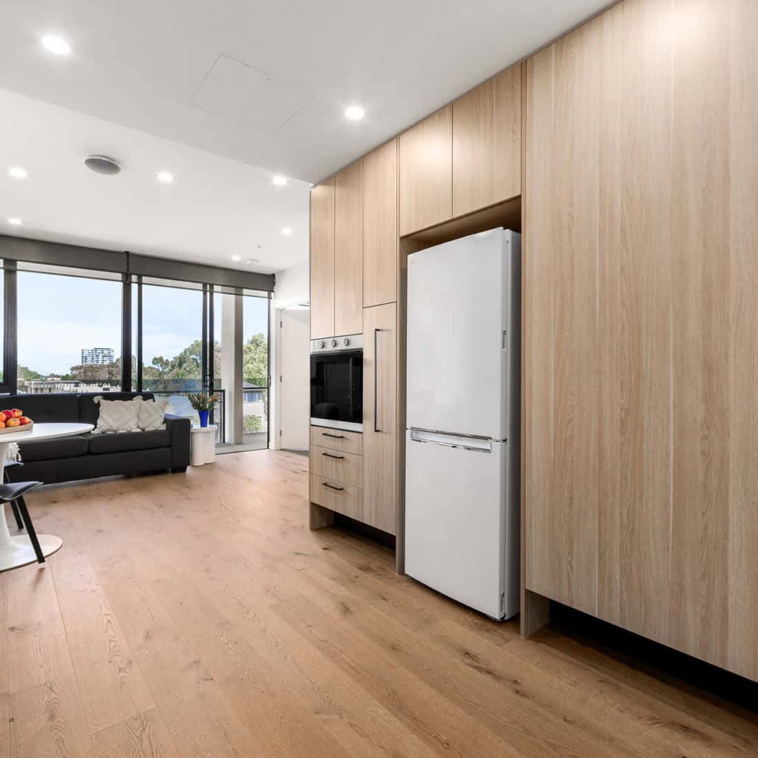 Esen kitchen and living